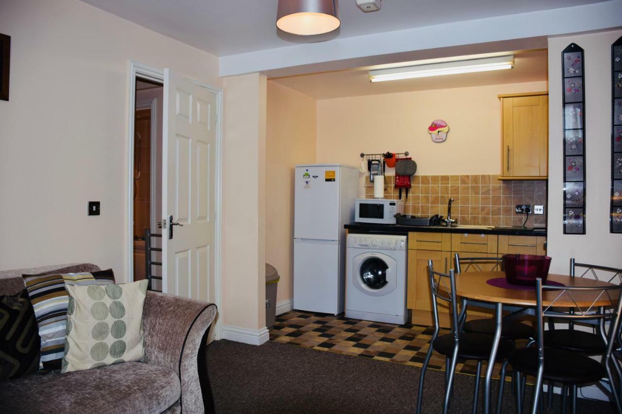 8 York Mews Daire Shepton Mallet Dış mekan fotoğraf